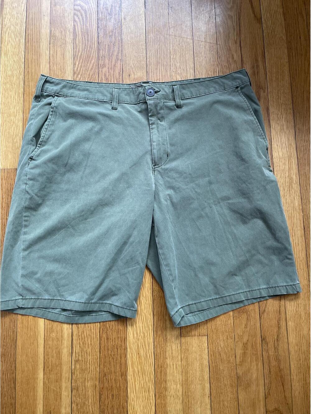 Lost Flexwear Men's Olive Green Short Flat Front 38 Surf Skater Y2K West Coast